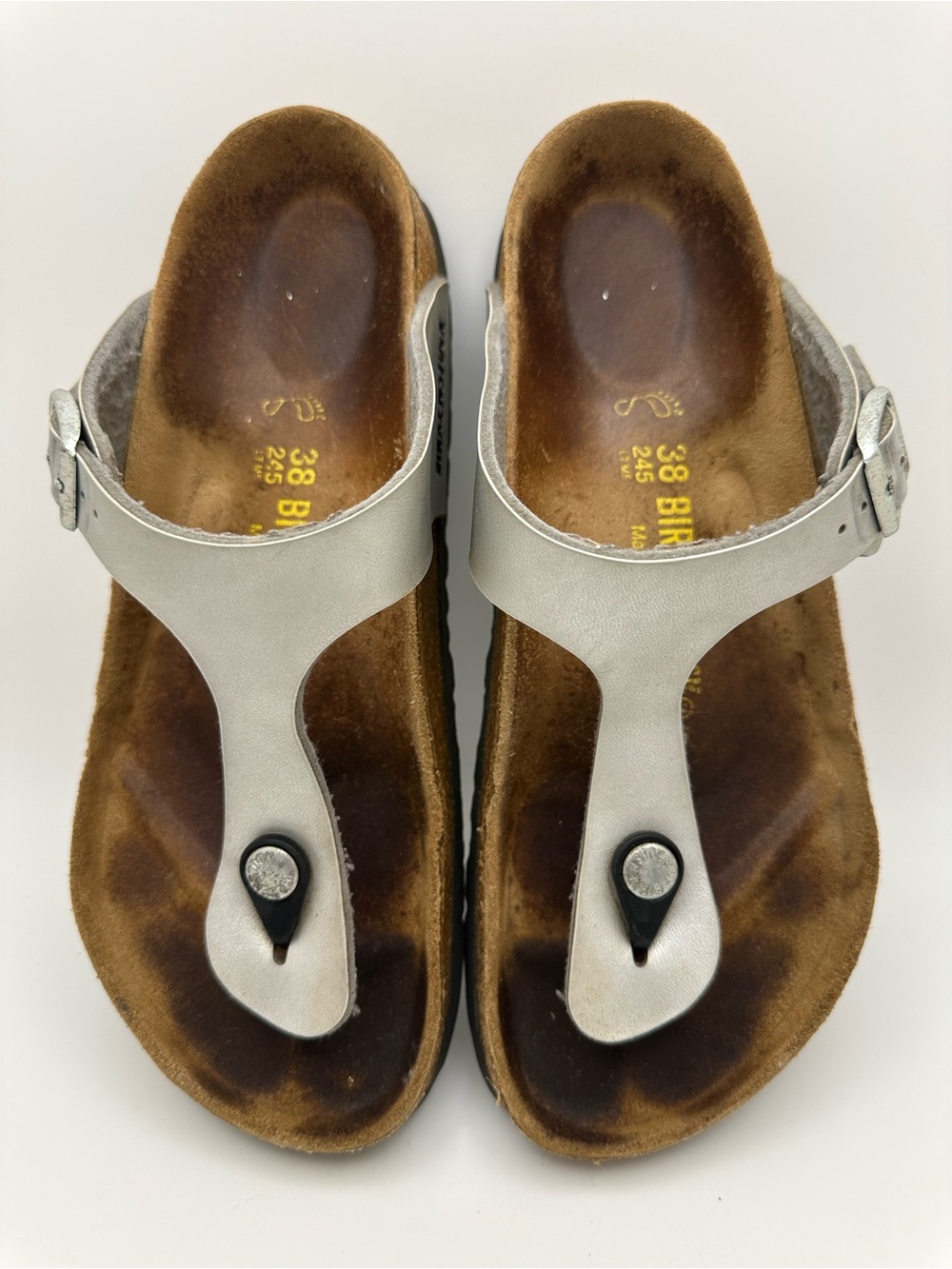 Birkenstock Gizeh Silver Metallic Thong Sandals Womens EU 38/ US 7 Boho Summer